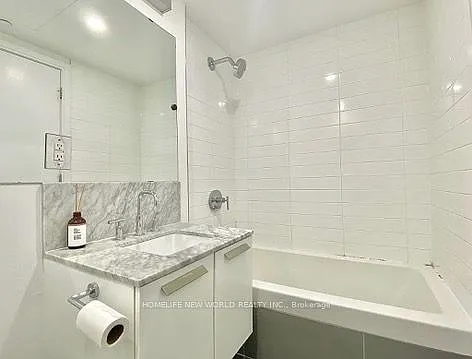 42 Charles St E #1501 — Photo 13