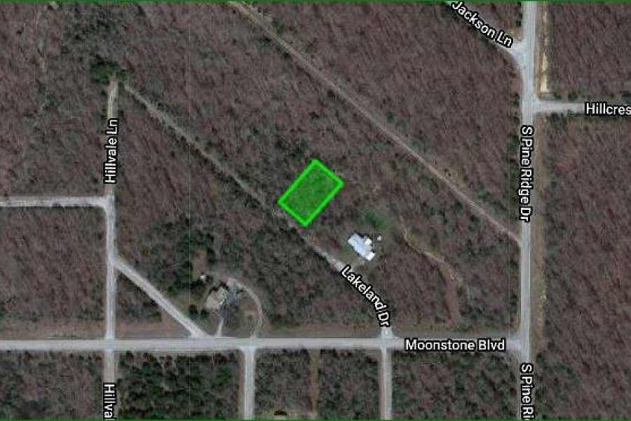 2nd image of 502 Lakeland Dr