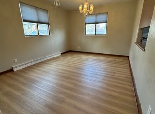 419 6th St S, Virginia, MN 55792