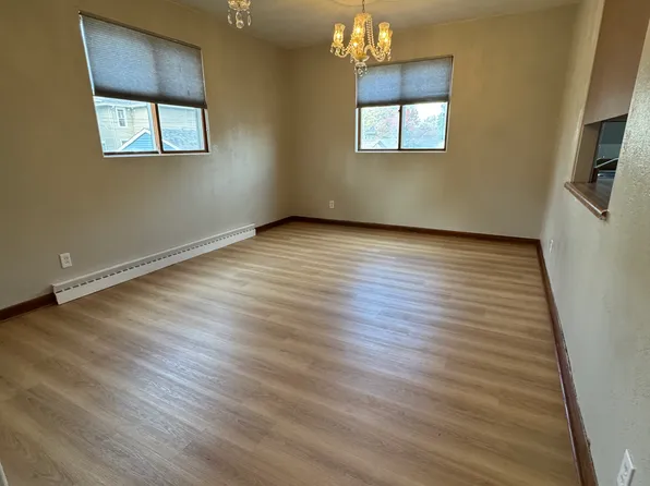 419 6th St S, Virginia, MN 55792