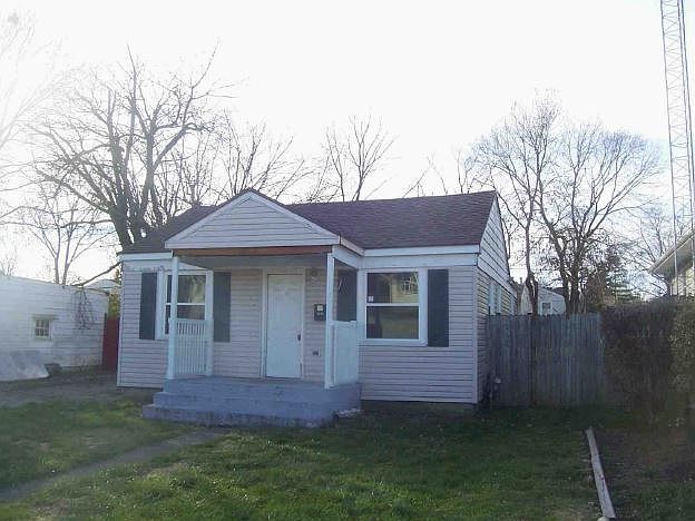 1st image of 1635 Bauer Ave