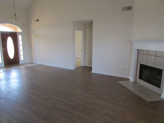 4th image of 4747 Harvest Park Dr