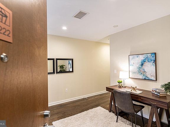 2nd image of 1610 N Queen St #222