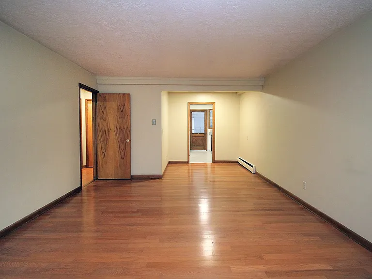 3230 SW Marigold St — Photo 10
