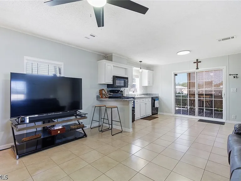5558 Palm Beach Blvd #105 — Photo 5