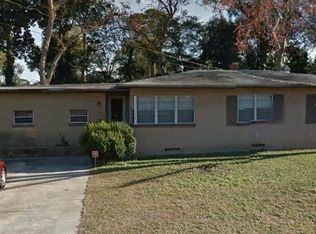 7821 Caxton Cir E, Jacksonville, FL 32208