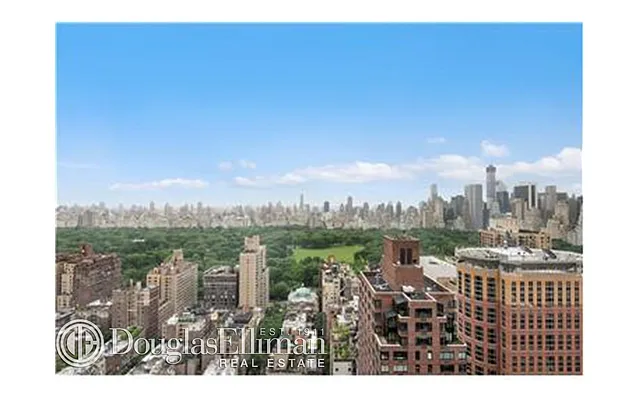 Rented by Douglas Elliman | media 17