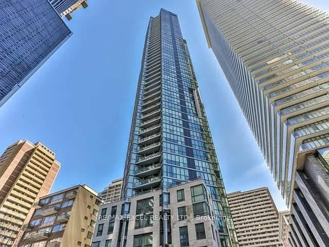 45 Charles St E #3312 — Photo 7