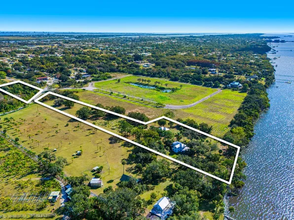 1605 N Tropical Trail, Merritt Island, FL 32953