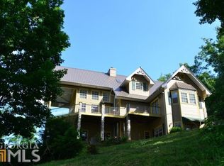 925 Dann Rd, Young Harris, GA 30582