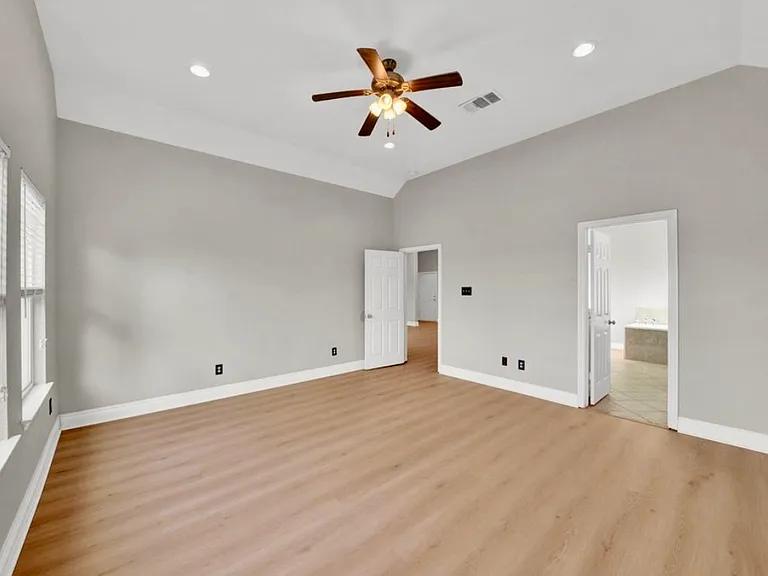 5395 Kyla Cir — Photo 14