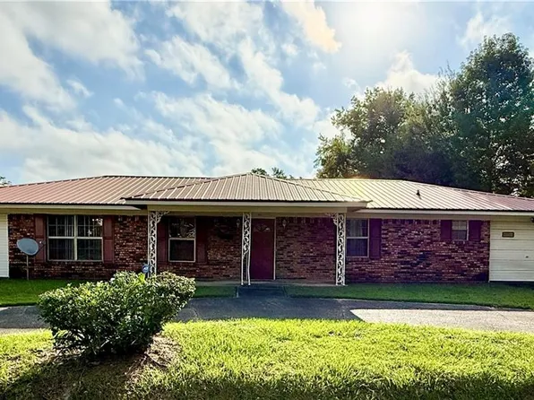 60 Sims St, Atmore, AL 36502