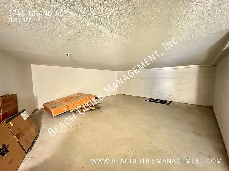 1749 Grand Ave #3 — Photo 49