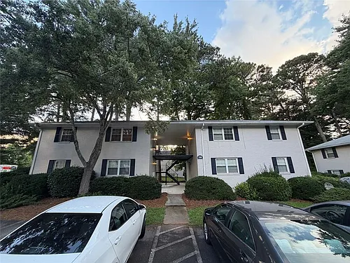 789 Jordan Ln Photo 1