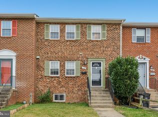 148 Meadows Ln NE, Leesburg, VA 20176