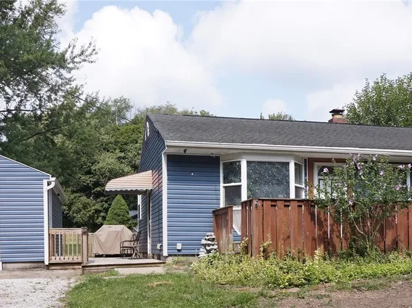 1282 Lincoln Ct, Barberton, OH 44203