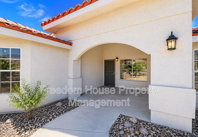 2250 S Ambush St — Photo 3