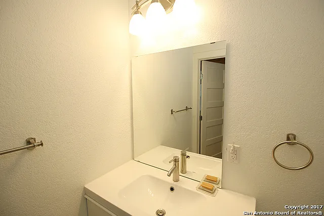 101 Aribe Dr — Photo 10