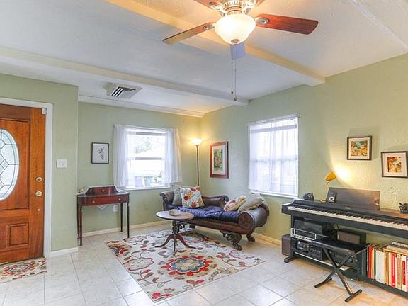 5th image of 3618 E Tampa Cir