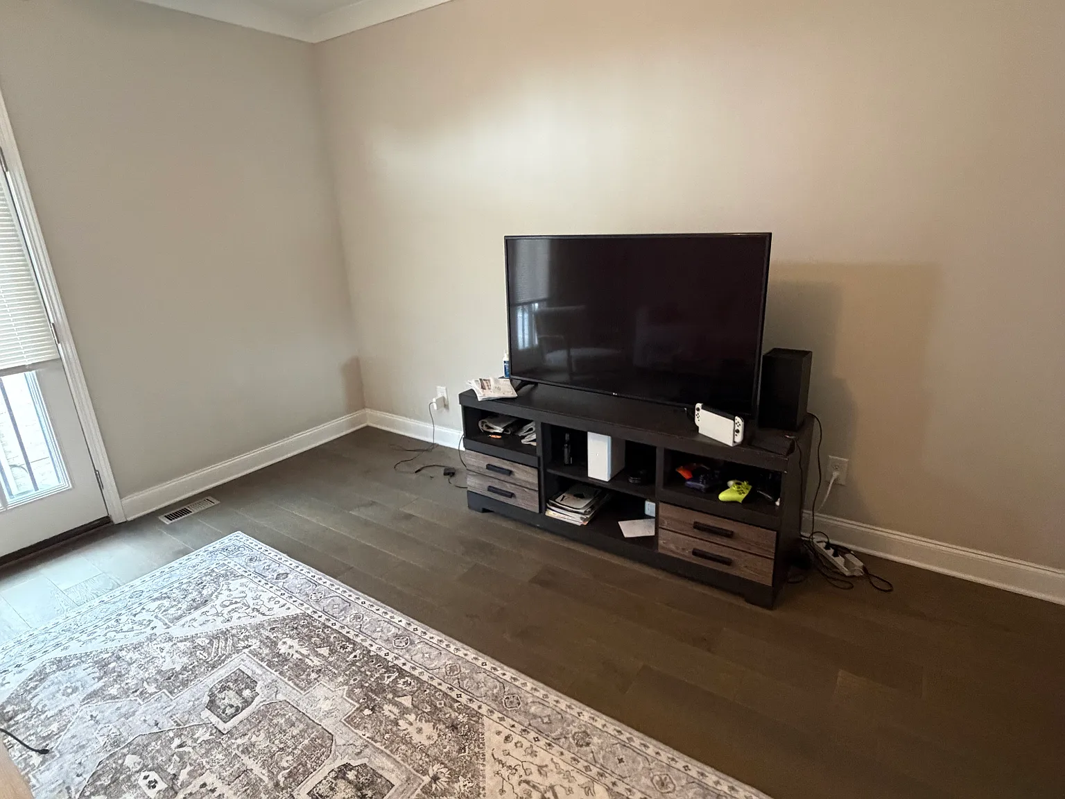 2 bed, 2.5 bath, 1398 sqft, $1,600 — Photo 4