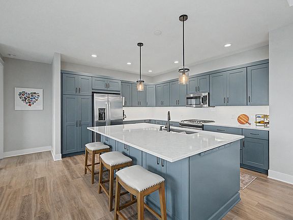 4th image of 1509 Ledges Dr