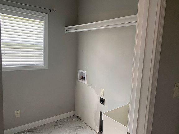 5th image of 8669 Pebble Creek Dr