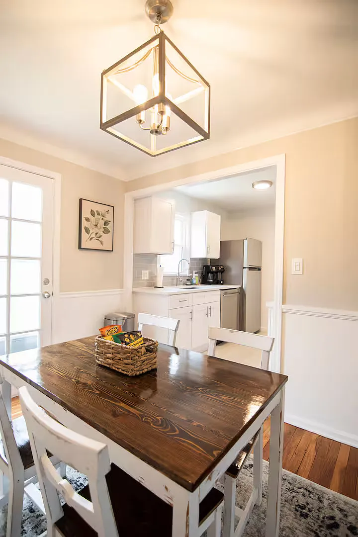 7046 Greenleaf Avenue - 1 — Photo 1