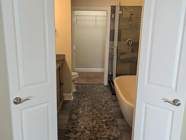 138 Sunset Cir #102 — Photo 40