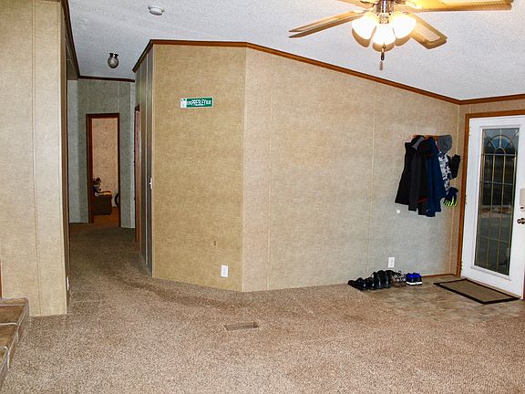 3rd image of 10585-HWY 34