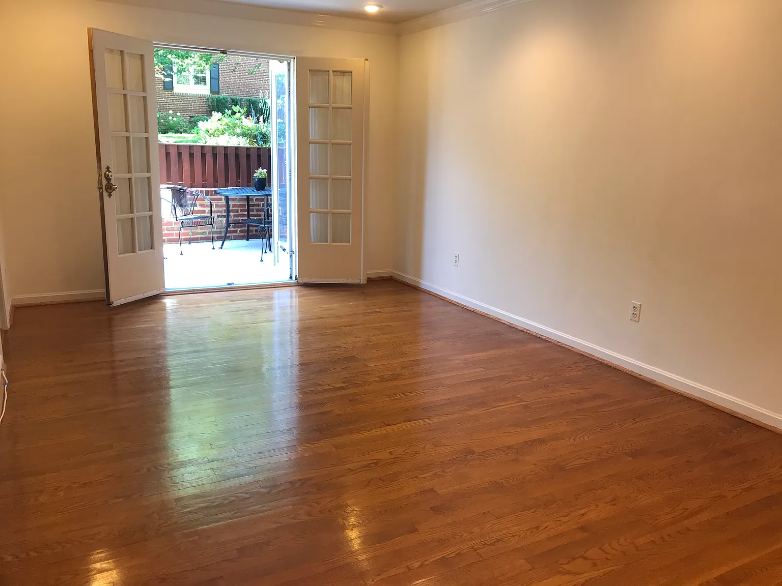 6639 Hillandale Rd — Photo 4