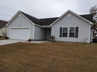 311 Whirlaway Blvd, Sneads Ferry, NC 28460