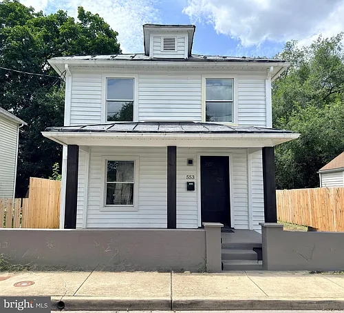 553 Highland Ave Photo 1