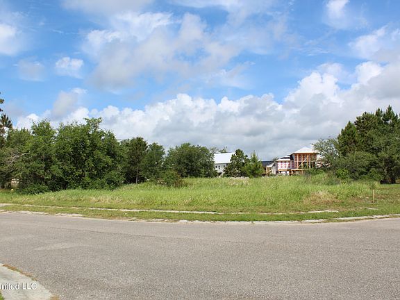 4th image of 104 Sea Oaks Blvd #48