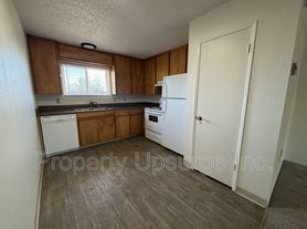 725 Kimball Rd, Red Bluff, CA
