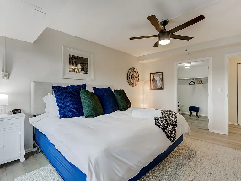 417 E Kiowa St #203 — Photo 12