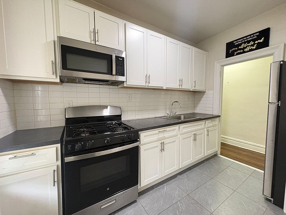 1st image of 20 Kensington Ave #1B