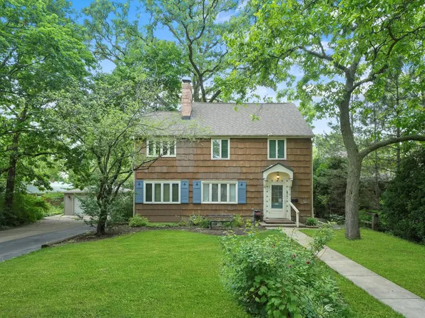 (undisclosed Address), Deerfield, IL 60015