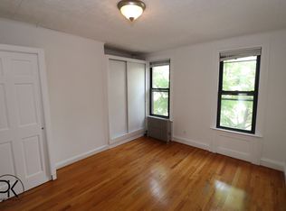107 Newel St #3R, Brooklyn, NY 11222