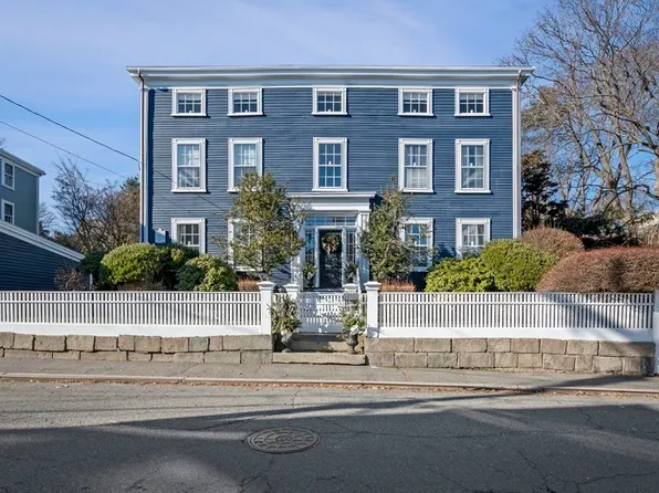 18 Orne St, Marblehead, MA 01945
