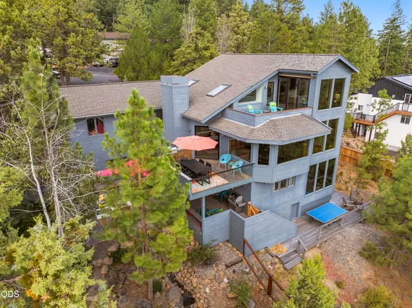 2075 NW Trenton Ave, Bend, OR 97703