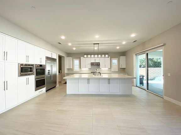 4th image of 6206 Artisan Way