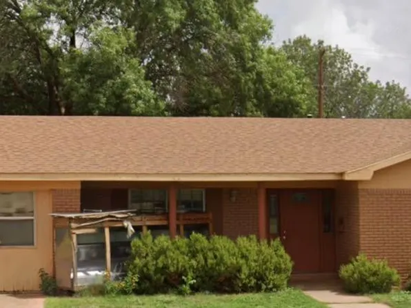 1713 E Reppto St, Brownfield, TX 79316