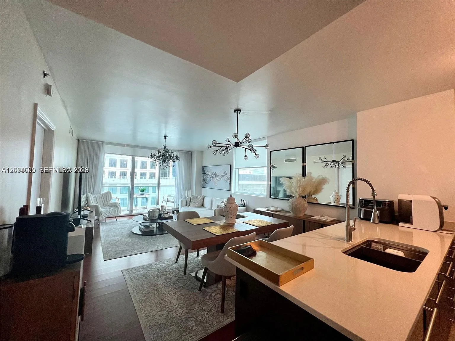500 Brickell East Condo — Photo 3