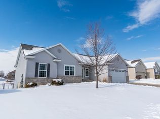 1507 Quail Run Ln, Cedar Falls, IA 50613