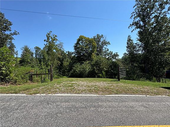 2nd image of Old Salisbury Rd