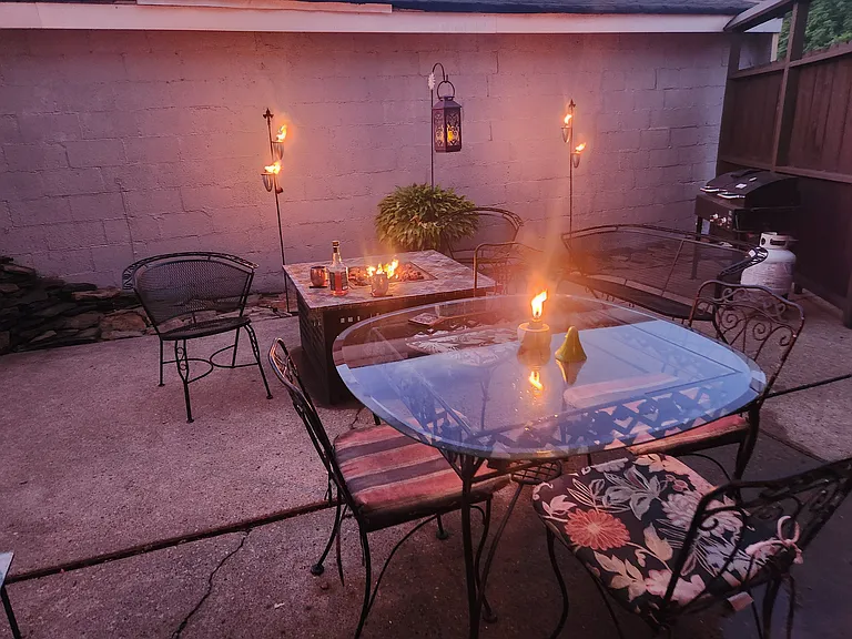 6 Sherman St #2 — Photo 5
