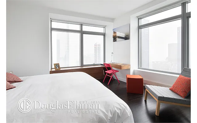 Sold by Douglas Elliman | media 14