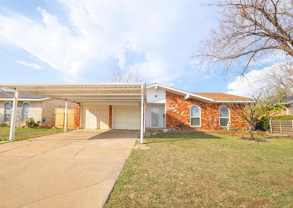 1st image of 1049 SW 3rd St