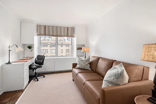 Sold by Compass | media 22