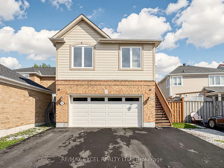 11 Peony St — Photo 3